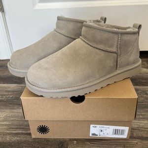 UGG Ultra Mini GOAT